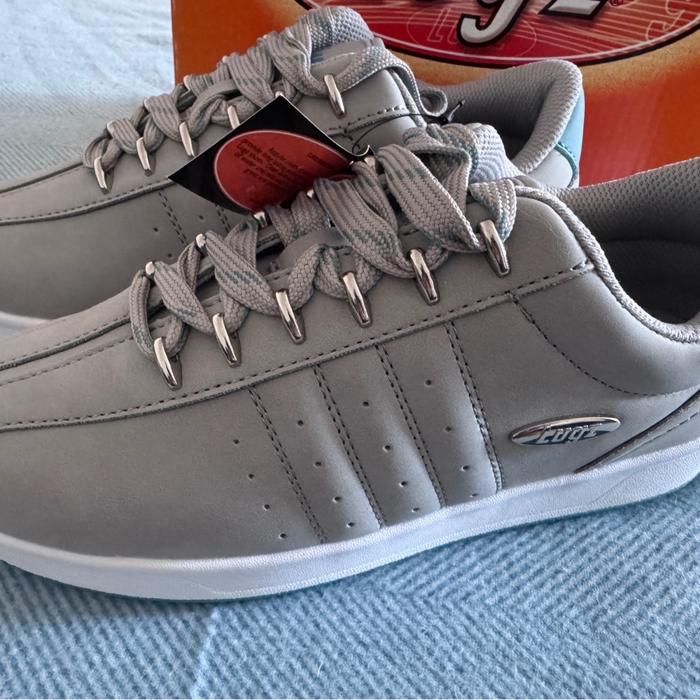 Lugz - Picture 5 of 8
